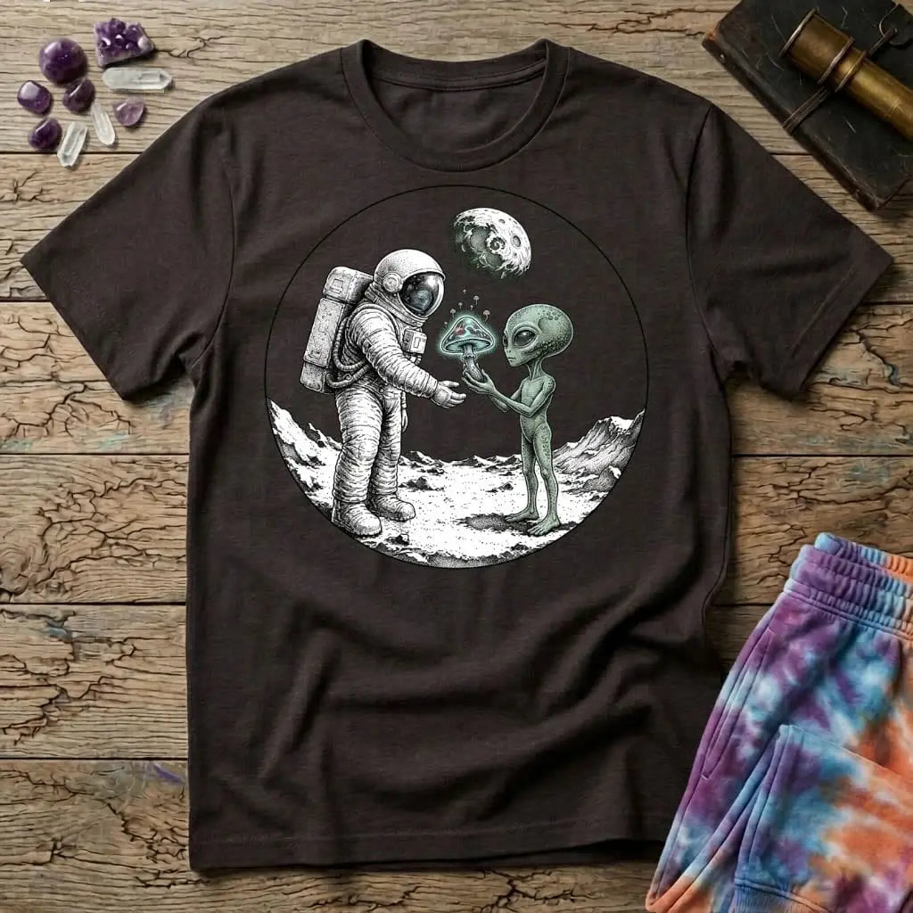 Printify T-Shirt Astronaut and Alien Mushroom T-Shirt Mushroom Magic Mushroom T-Shirt