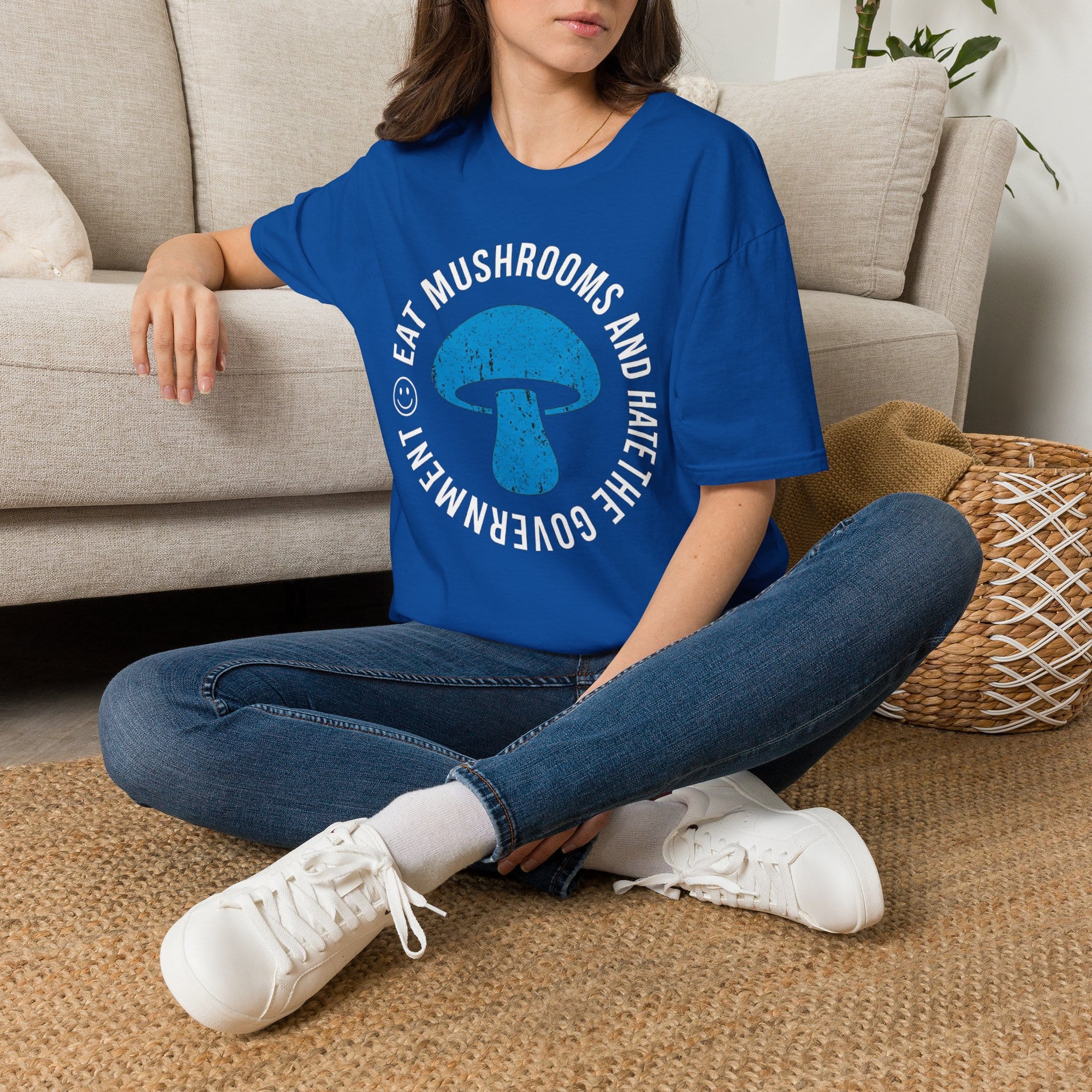 Printify T-Shirt Eat Mushrooms and Hate The Government T-Shirt Mushroom Magic Mushroom T-Shirt